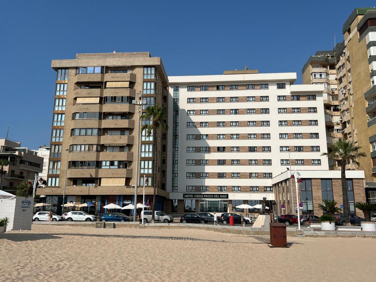 Atico Primera Linea De Playa. Кадис Екстериор снимка