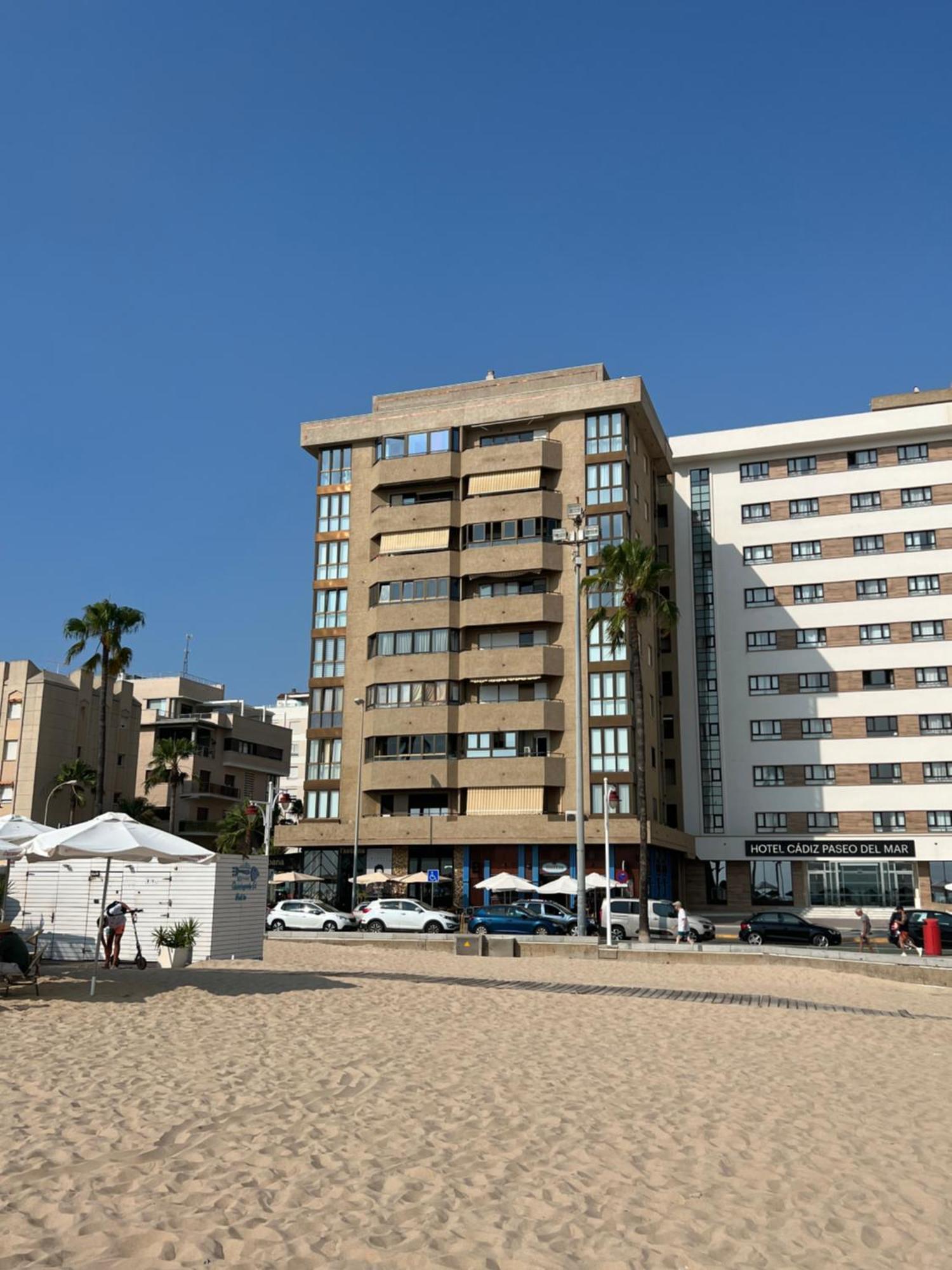 Atico Primera Linea De Playa. Кадис Екстериор снимка